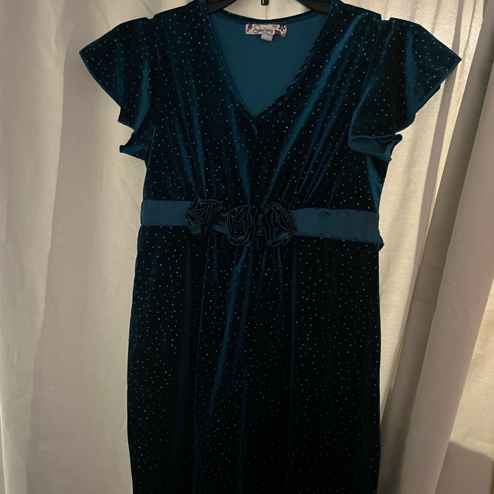 Speechless green velour dress with sparkles